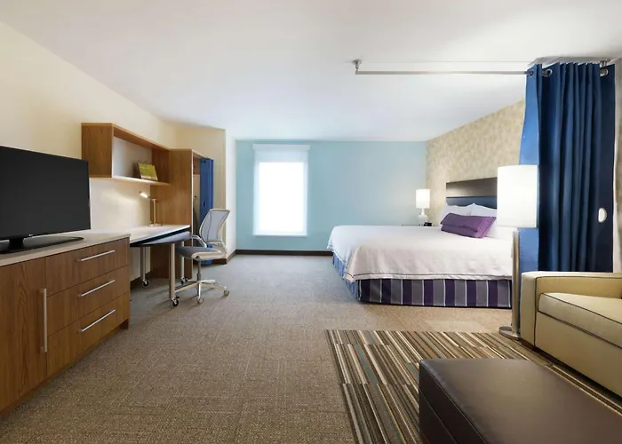 Home2 Suites By Hilton Milwaukee Airport
